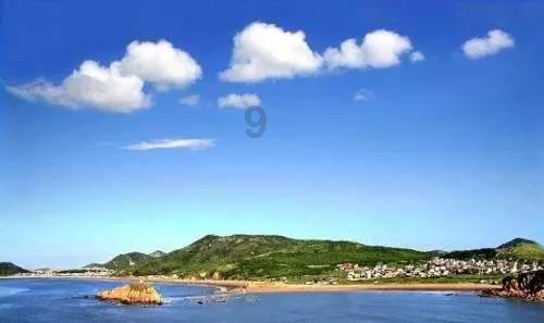 他曾是耶鲁精英，拒绝外国百万高薪回国，走进山区成为村官